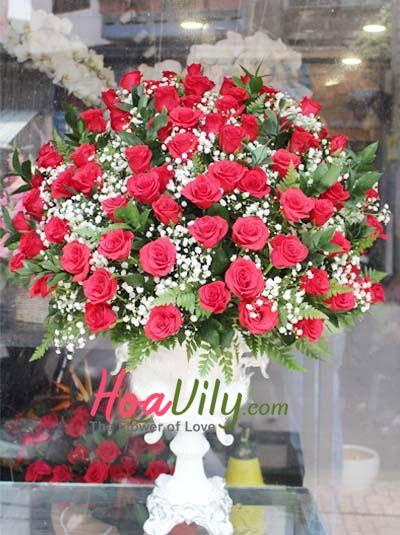 Bình hoa chúc mừng - Vẻ đẹp quyến rũ