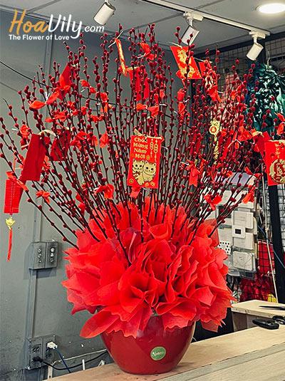 Bình hoa nụ tầm xuân - Tân niên thịnh vượng