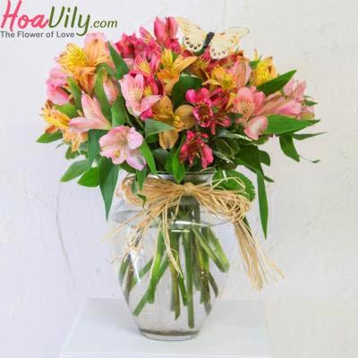 Bình hoa thủy tiên