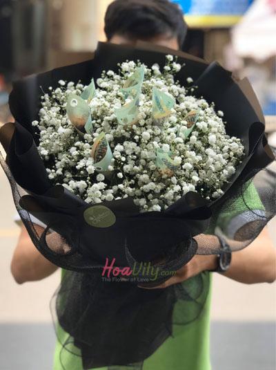 Bó hoa bằng tiền - Thương em nhất trên đời