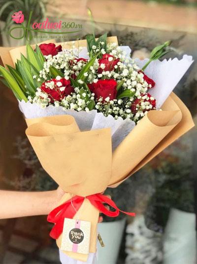 Bó hồng đỏ kết hợp hoa baby Hà Lan