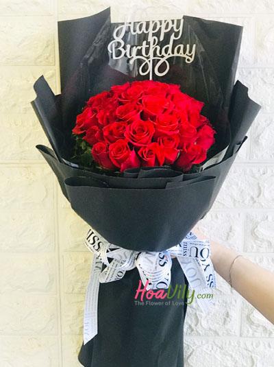 Bó hồng đỏ- Người bí ẩn