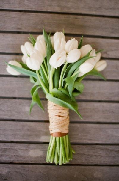 Cách làm hoa cầm tay cô dâu đơn giản cho ngày trọng đại