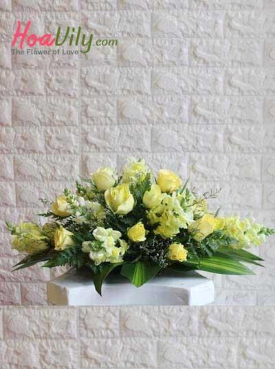 Hoa để bàn - Hình oval màu vàng