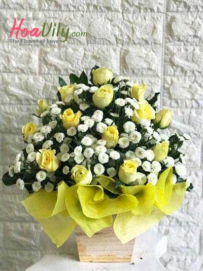 Hoa hộp gỗ tặng bạn bè