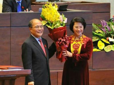 Hoa mừng đại biểu