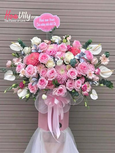 Hộp hoa chúc mừng - Trọn yêu thương