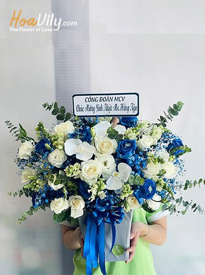 Hộp hoa sinh nhật - Biển và em