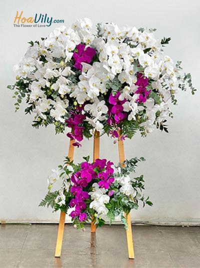 Kệ hoa chia buồn - Vùng trời bình yên