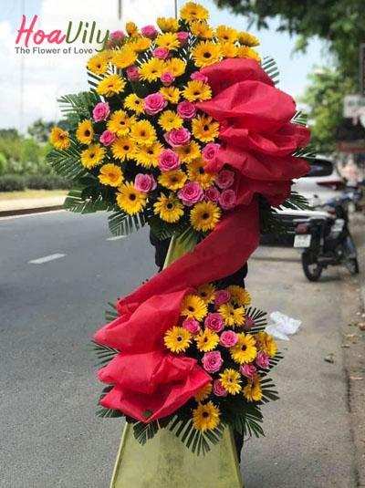 Kệ hoa chúc mừng khai trương - Sắc màu thành công