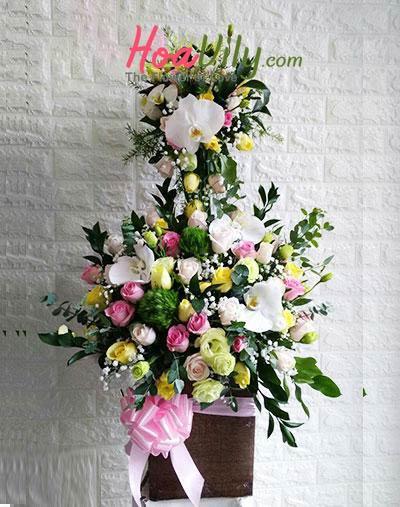 Lẵng Hoa Chúc Mừng Độc Đáo
