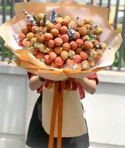 Những mẫu bó hoa vải thiều hot nhất hiện nay!!