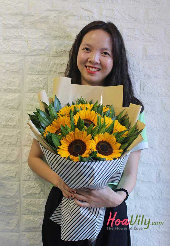 Bó hoa hướng dương đơn giản - Hoavily
