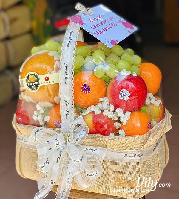 Mẫu giỏ trái cây đong đầy lời chúc