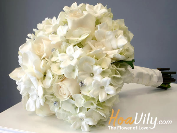 hoa cẩm tú cầu - bó hoa tươi cầm tay cô dâu đơn giản và tinh tế