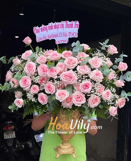 Bình hoa chúc mừng - Tuyệt sắc giai nhân