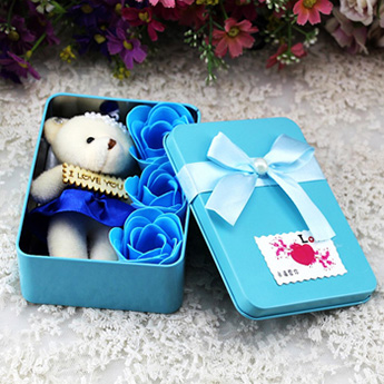 Hoa hồng sáp thơm kết hợp với gấu bông xinh xắn cực kì ý nghĩa Hoa hồng sáp thơm kết hợp với gấu bông xinh xắn cực kì ý nghĩa