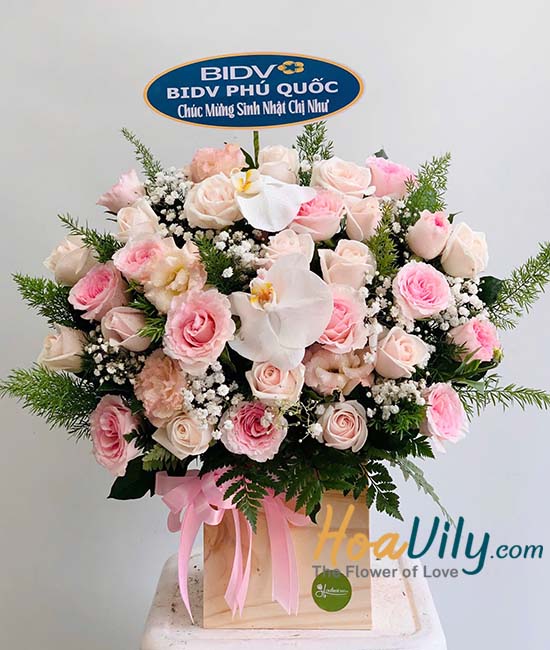 Hộp hoa sinh nhật - Tràn đầy niềm vui