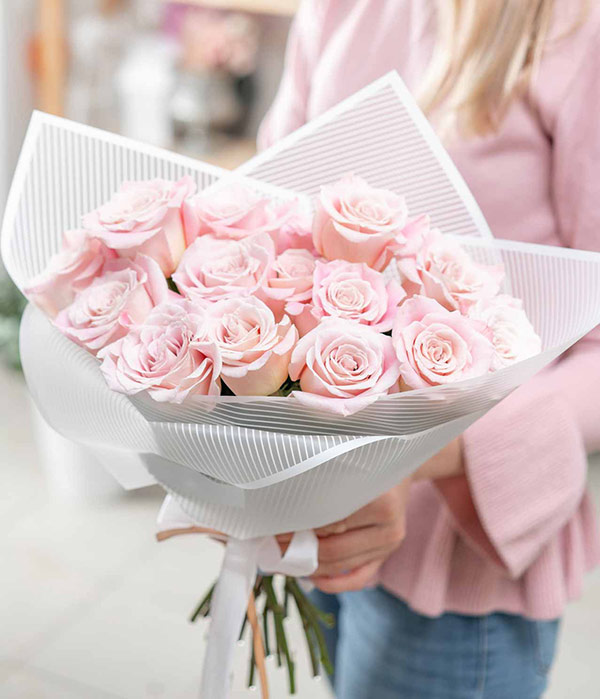 đóa hoa hồng đỏ thắm