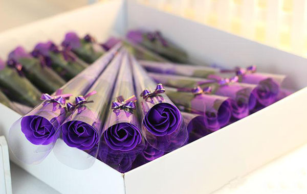 hoa hồng sáp thơm giá sỉ tặng người yêu