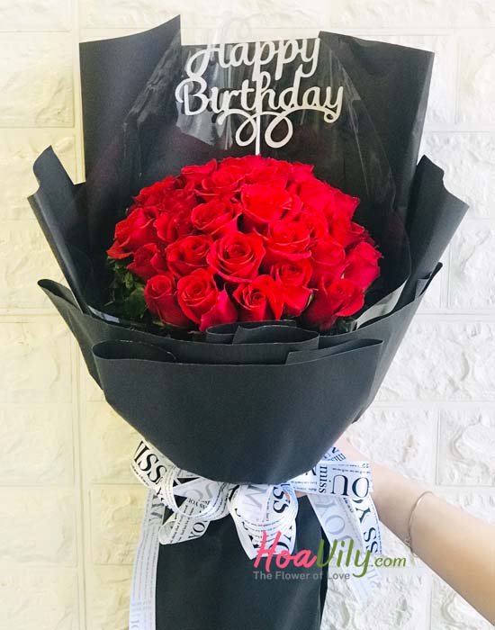 Bó hồng đỏ- Người bí ẩn 