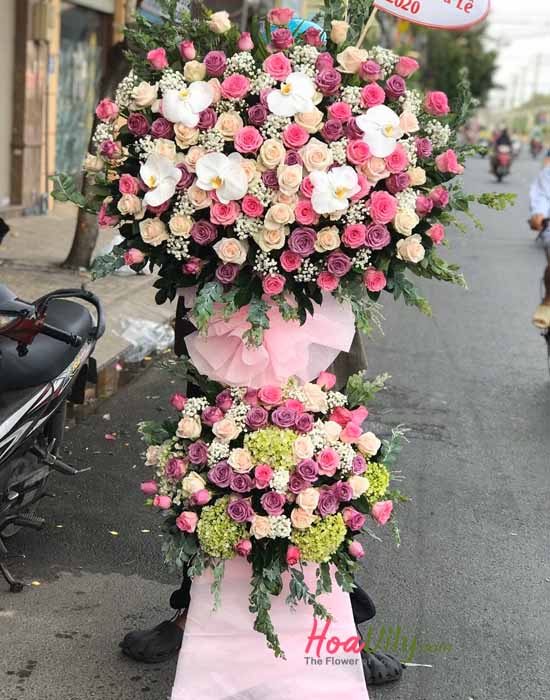 Kệ hoa chúc mừng - Ngày hồng phát